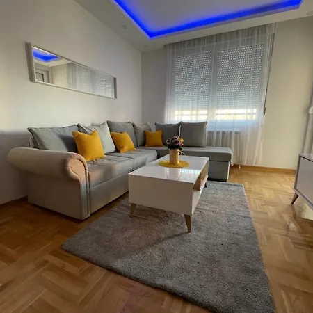Appartamento Paunov Breg Belgrado